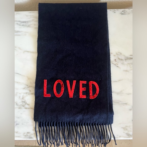 Gucci LOVED Cashmere Sequin Scarf New - Picture 14 of 15